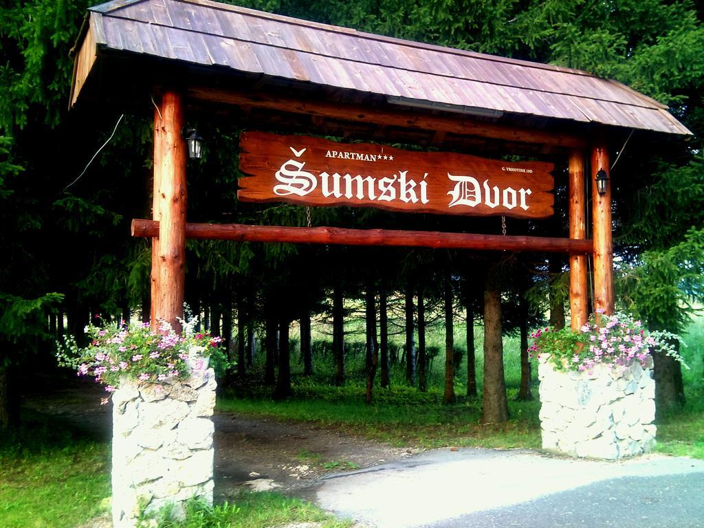 Guest House Sumski Dvor Vrhovine Buitenkant foto